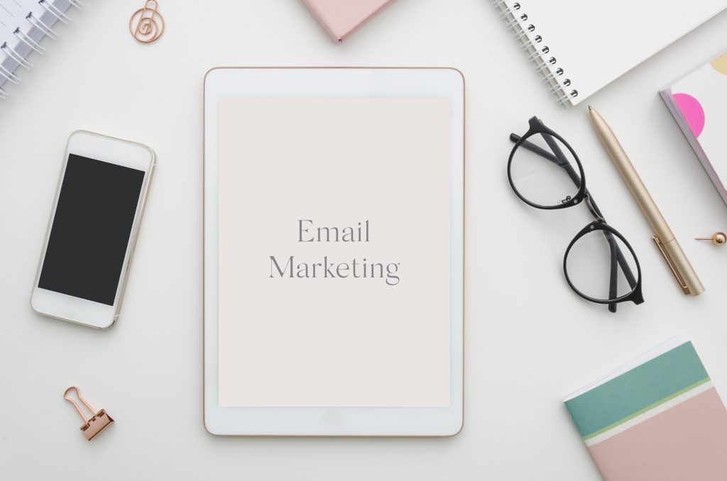 what is an email list